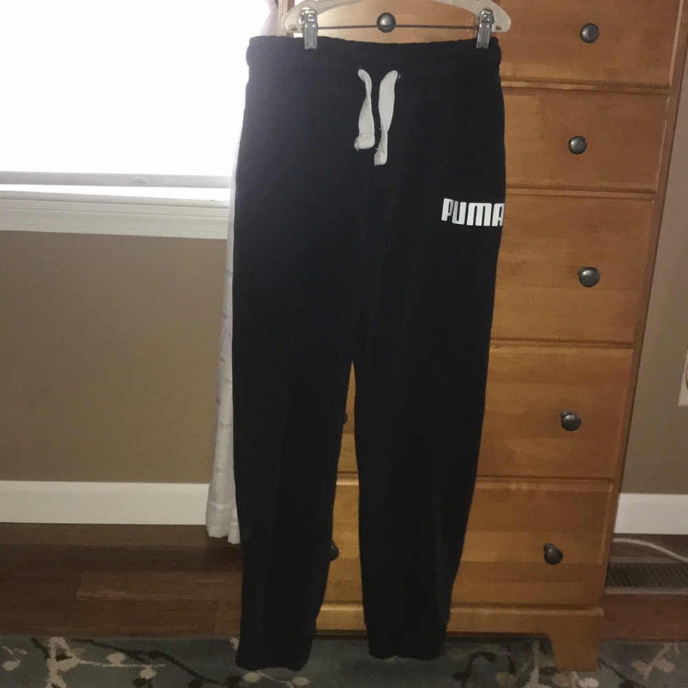 Black puma sweatpants